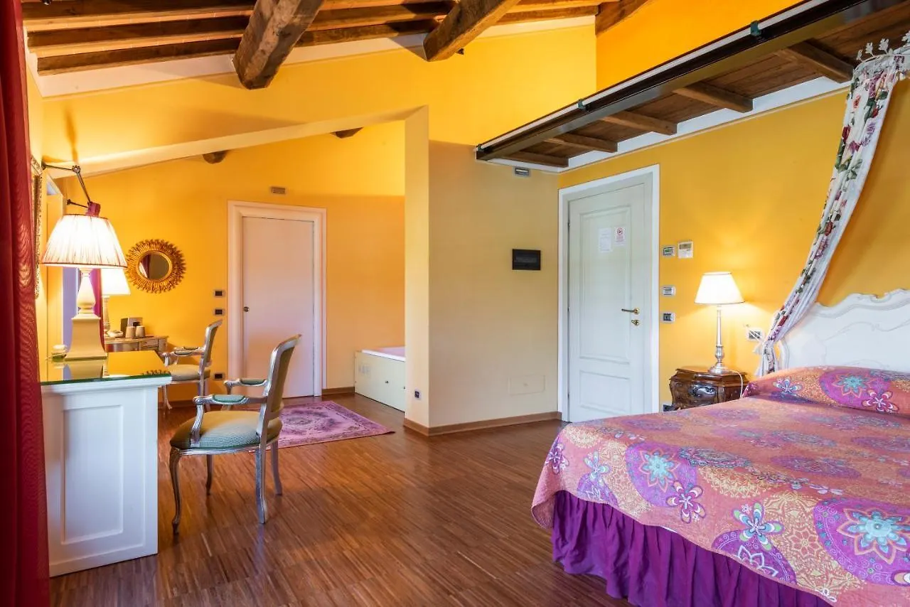 Landsted Agriturismo Corte Benedetto Montecarlo