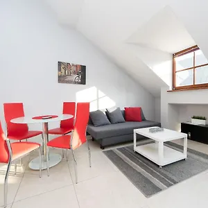 exclusive-loft-in-the-main-square-a-c-p4you-pl.krakowhotelspoland.com/