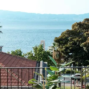 https://malalbergo.taorminaitalyhotels.com