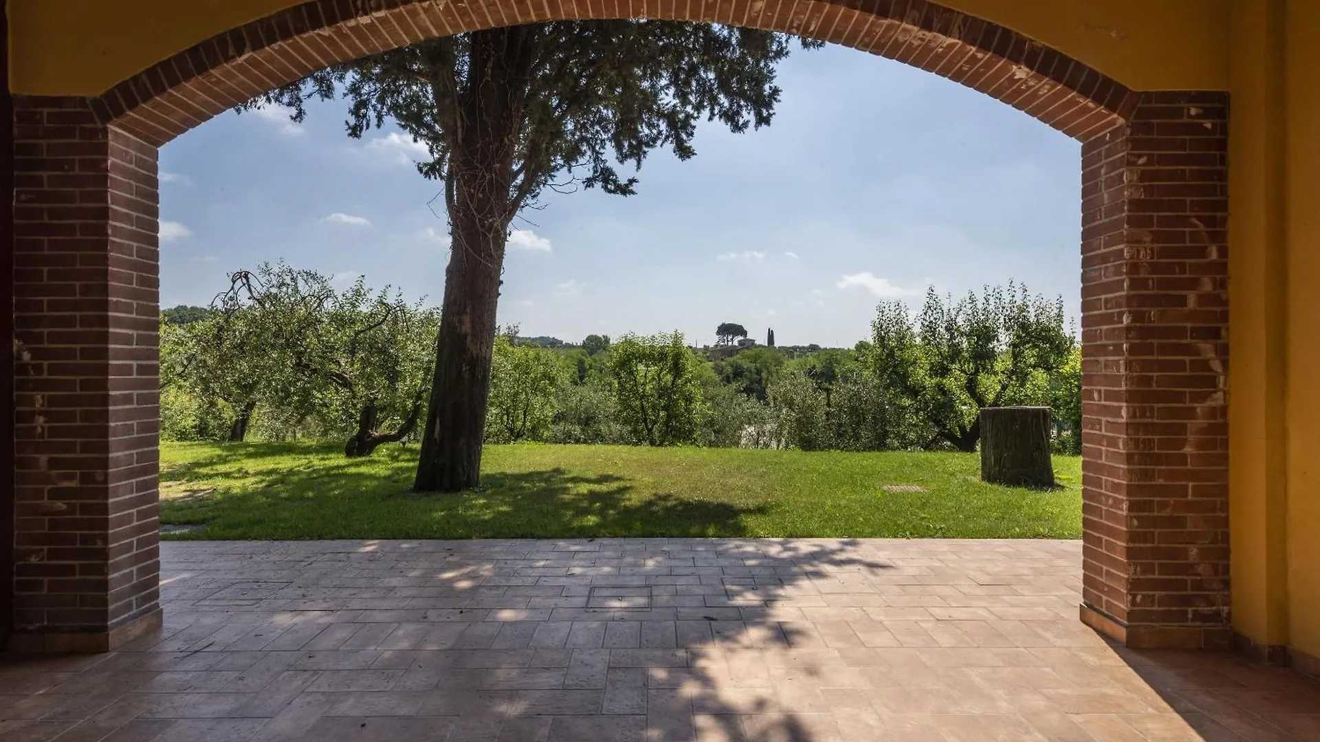 Agriturismo Corte Benedetto Montecarlo 0*,  Italië