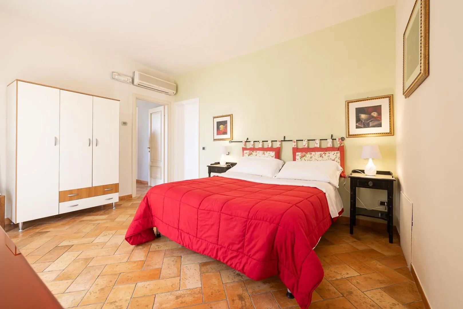Casa di campagna Agriturismo Corte Benedetto Montecarlo Italia