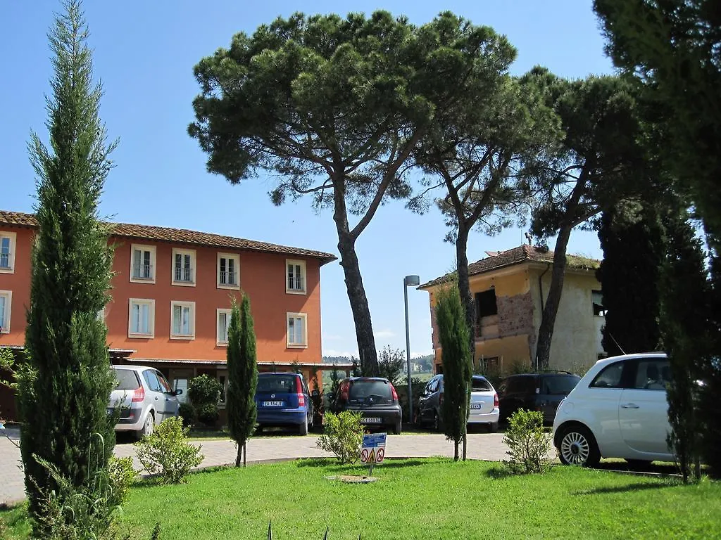 مونت كارلو Agriturismo Corte Benedetto منزل ريفي