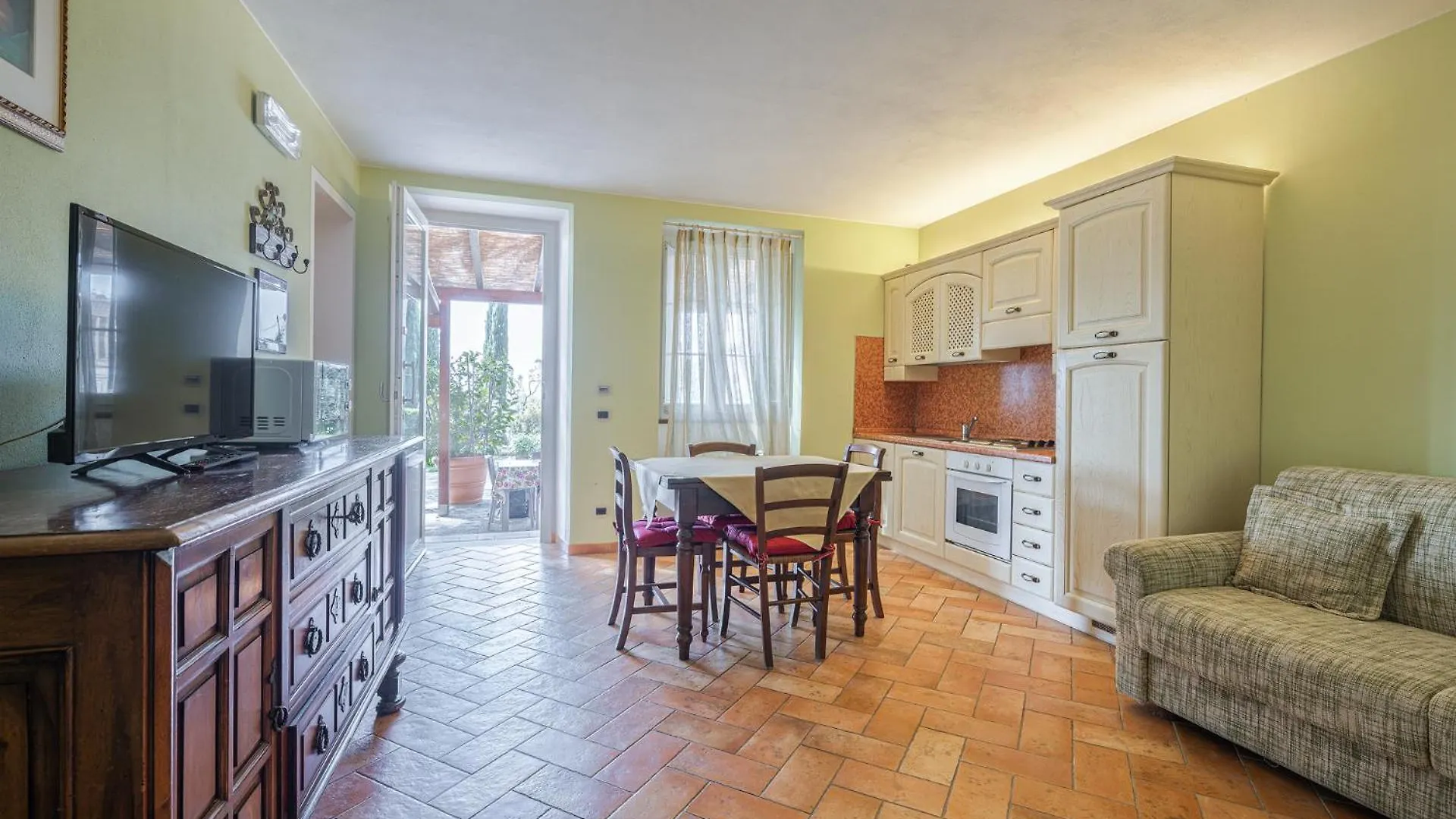 مونت كارلو Agriturismo Corte Benedetto منزل ريفي